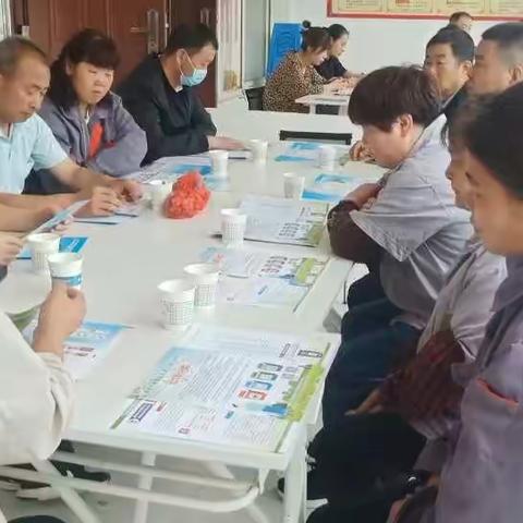 新阳光社区开展垃圾分类推进会