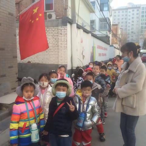 今天接待迪乐奥瑞特幼儿园的小朋友参观。身疲心乐。