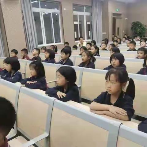 “向学而生，散发光芒”广外小学部各年级大会暨优秀学生表彰