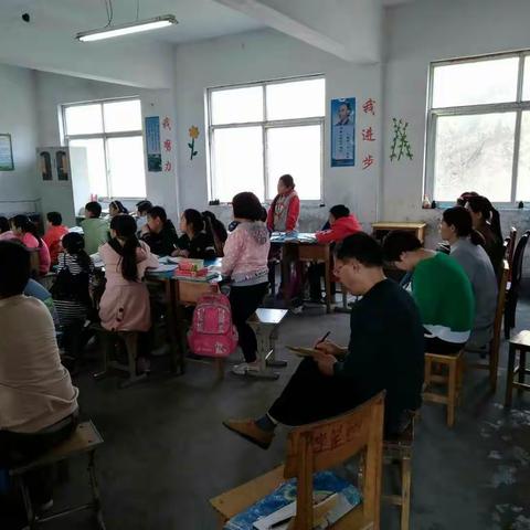 四月春风绿满眼 一一一李村小学公开课晒讲