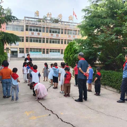 校园筑梦庆六一