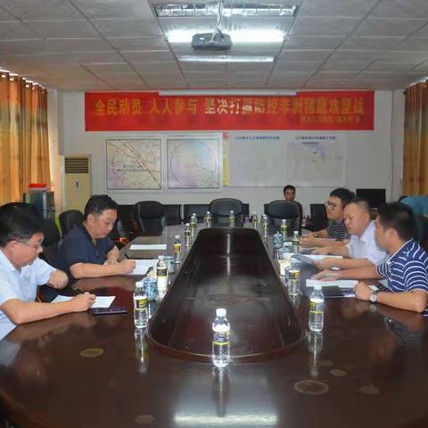 查摆问题、补齐短板    美兰区冯琳深入三江镇调研指导脱贫攻坚工作