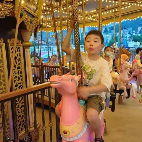 新安小学四（5）班家庭个性定制课程实践活动分享