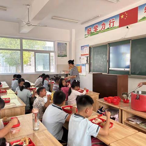 营养午餐，情暖校园                                          ——新沂市八一实验学校午餐服务纪实