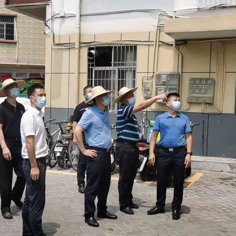 兴富社区针对区环卫测评问题开展专项整治工作