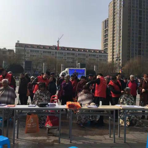 工商长安分局组织开展学雷锋志愿服务活动