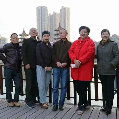 欢迎来自襄阳的同学(潘政卫朱有权)