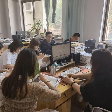 凝心聚力，决战中考！——建桥学校九年级道德与法治考前研讨活动