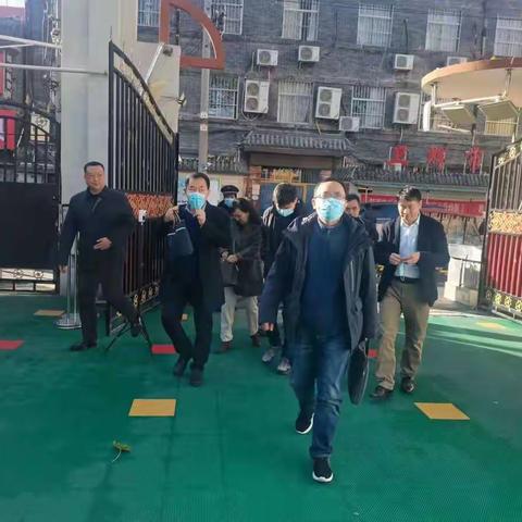 卫辉市第一完全小学                        迎来河南省数字化校园标杆校验收工作