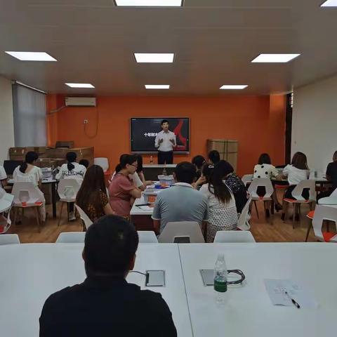 Maker创客来到卫辉市第一完全小学