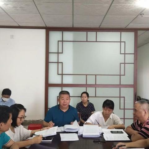 区卫健委召开党组（扩大）会议