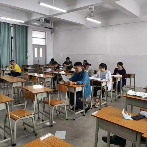 嘉积中学六学课堂成果推广课题组4月校内活动