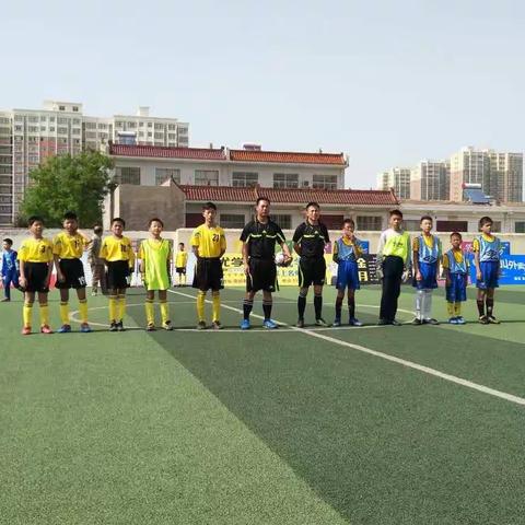 绿茵场上展风貌   以球会友促交流