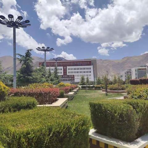 དགེ་བའི་བཤེས་གཉེན་ཕ་དང་འདྲ། དགེ་བའི་བཤེས་གཉེན་མ་དང་འདྲ།།