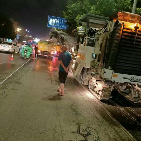 【市管“三创四建”工作纪实】道路维修助创建、全力施工保畅通