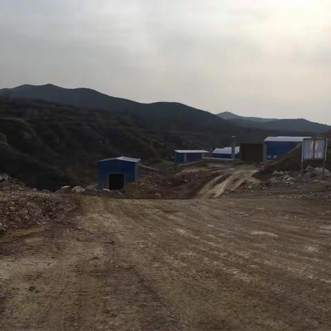 市执法支队对上党区及屯留区生产经营企业进行复查