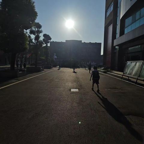 半个九月，半个九月，凑成一个十全十美