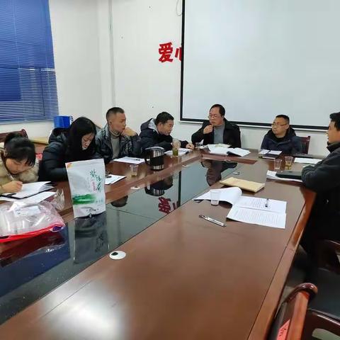 提高生活质量   塑造美好形象  争做现代女性——高滩镇绕溪九年制学校庆祝第112个"三八"妇女节活动