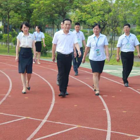 【情暖教师节】区领导到宁柳小学开展教师节慰问活动