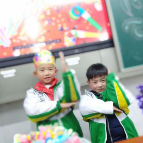 宝贝！开心快乐成长吧！