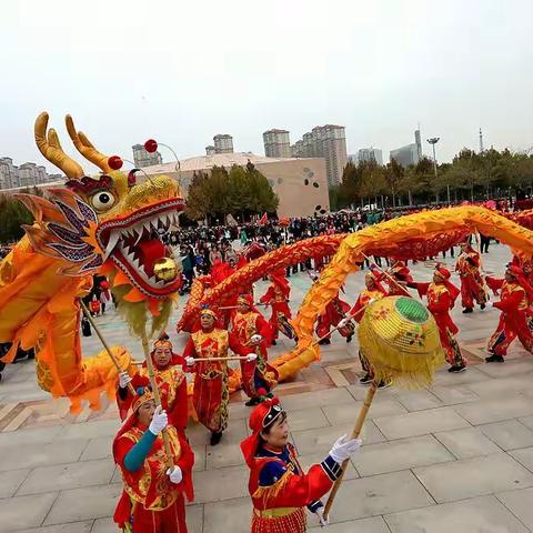 武清区各界群众满怀豪情迎接十九大召开
