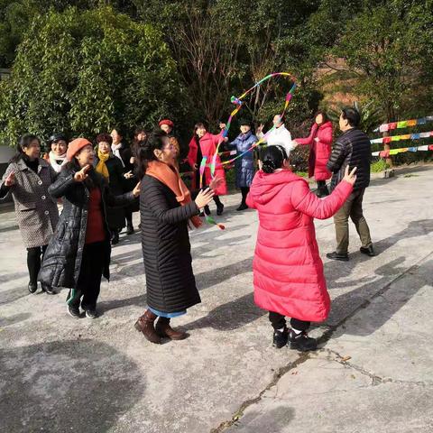 《快乐之声》合唱团活动花絮