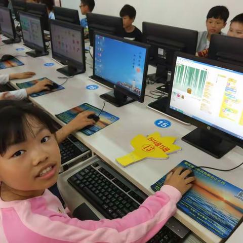 基础编程4-1第八周课，接苹果游戏