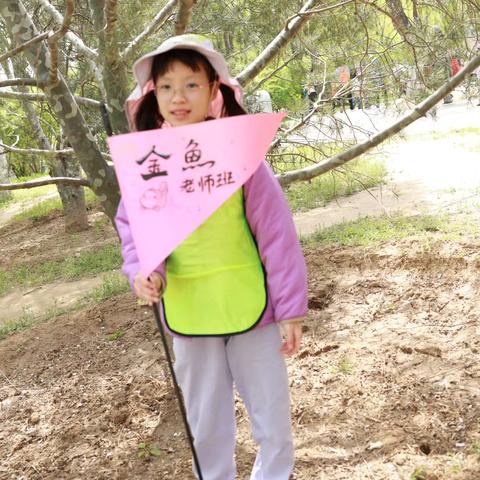 王乐羽小朋友朝阳公园写生花絮