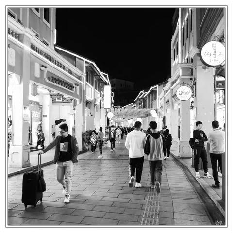 人间烟火、市井百态