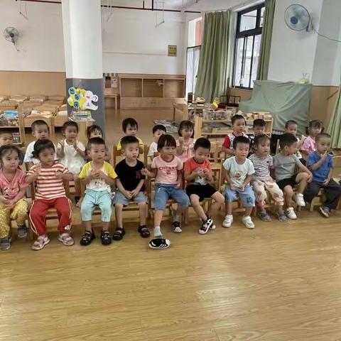【公园路幼儿园总部小三班】爱上幼儿园的N＋1个理由