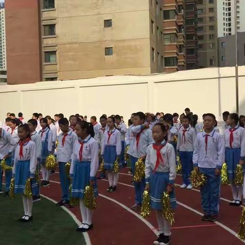 六三班最后一个运动会，加油，孩子们！