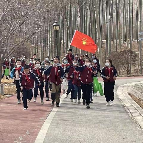 传承雷锋精神，点燃志愿星火——观门街小学校外志愿服务