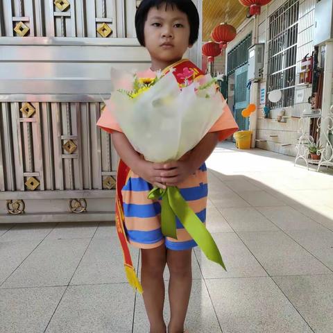 童心阅读，越读悦爱——绘本故事《好忙的除夕》