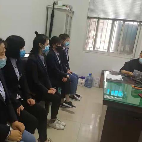提升服务，加强纪律——汉城便民服务中心召开科室会议