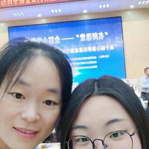 淡然一笑的美篇