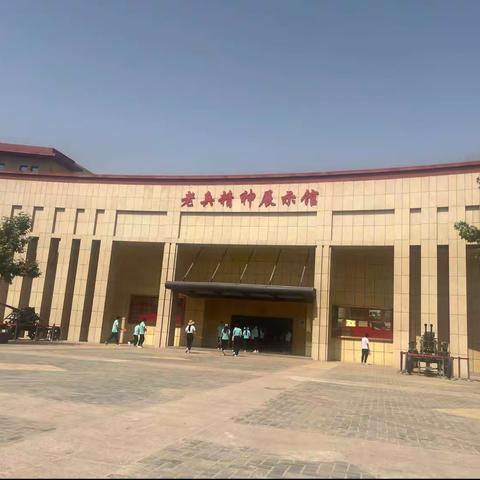 🇨🇳一生无悔铸忠诚🇨🇳 一茬接着一茬干，一棒接着一棒跑！