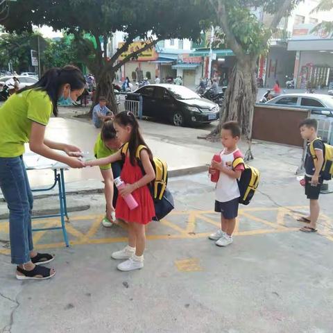 小天使幼儿园宝贝一周精彩回顾