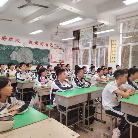 家长讲坛——让劳动进入校园