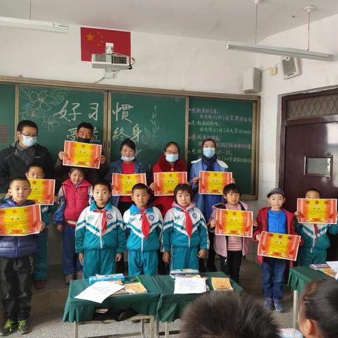 家校携手，以爱育爱
