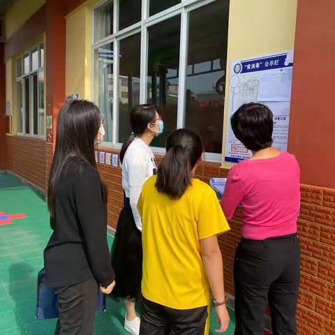 关注细节，确保安全——红塔区领导到秀溪幼儿园安全检查