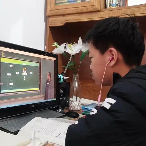 7.14月考表彰自律之星徐译林