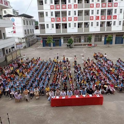 传承红色文化发扬红色精神 ——赣县区白鹭小学“学党史感党恩   致敬光辉百年 ”红色经典诵读