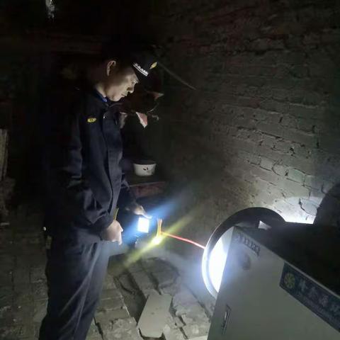 浚县城管局：发挥职能  不遗余力  打好秋季蓝天保卫战