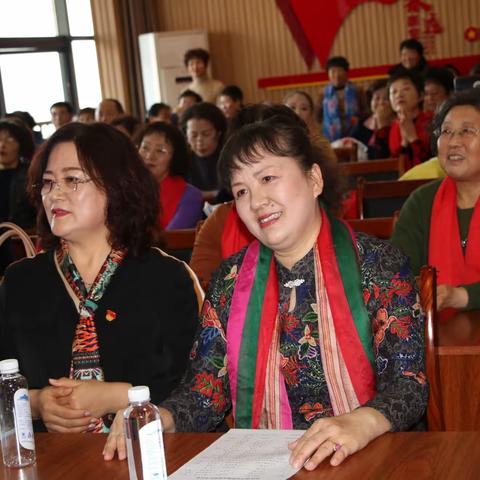 我们的声乐老师張先娟老师您好！