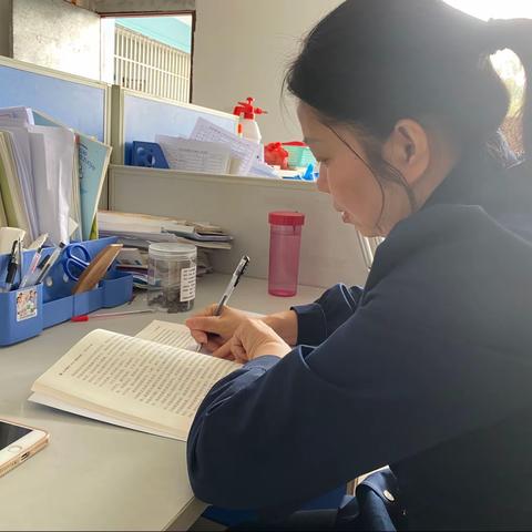 新课标·新教学·新课堂—彭高镇旺盛小学数学教研组研读新课标活动