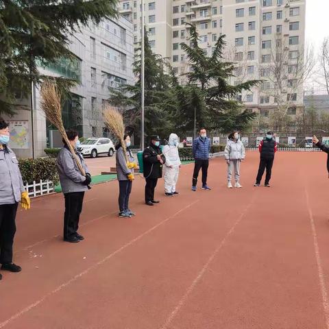 硬核！筑牢防疫安全屏障——高新双语学校全面消杀工作
