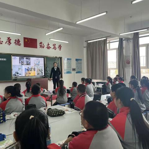 共赴秋之约，“研”途皆风景——记二小“教学开放日”美术教研活动