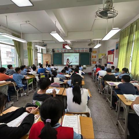 教与研携手，学与思并肩——记建国小学语文教研活动