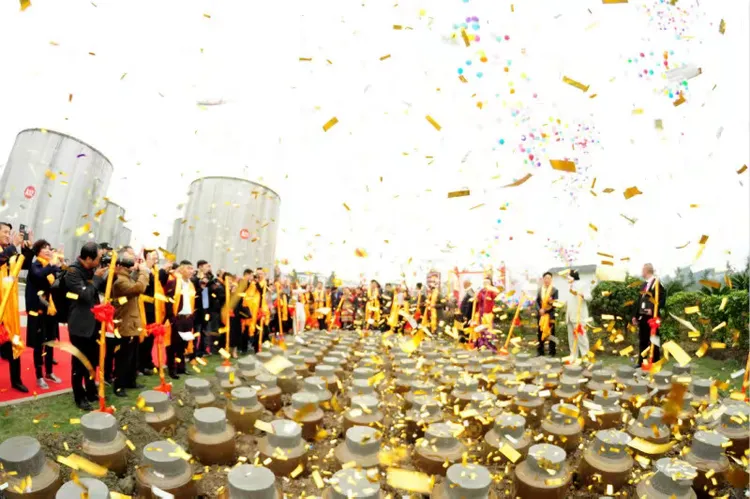 图片[21]-酒脉贯古今，山河入坛来——《金盆地·种酒赋》的文化解码与精神纵深-华闻时空