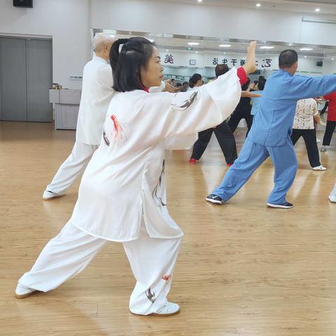 金秋九月 喜迎开学